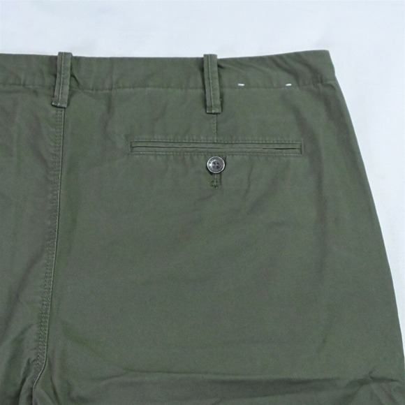 Express 36 x‎ 10" Olive Green Flat Front Casual Chino Shorts - Picture 4 of 5